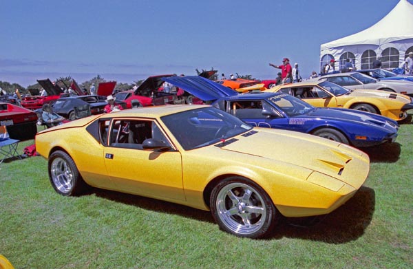 70-5a 04-50-13) 1971 DeTomaso Pantera.jpg